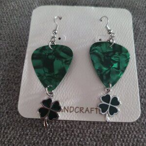 GREEN GUITAR PICKS WITH SILVER TONE SHAMROCKS EARRINGS